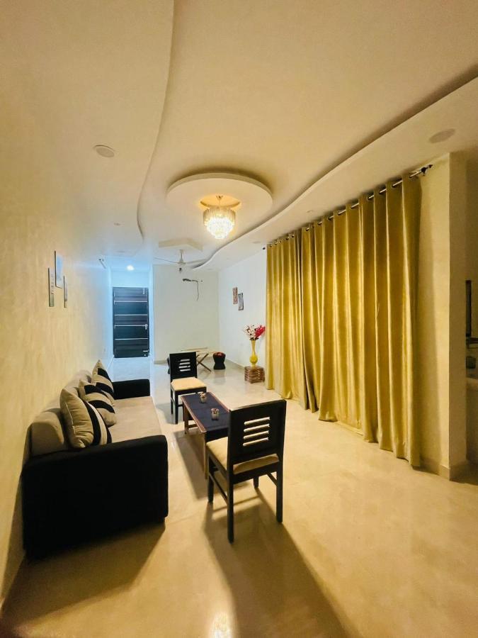 Atulyam Stays Sushant Golf City 러크나우 외부 사진